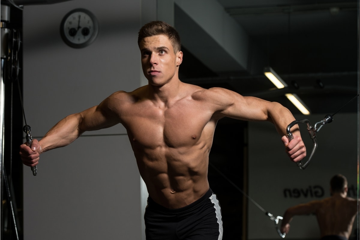 Cable Chest Workout - How to Build the Pec Muscles