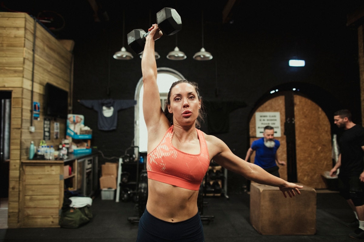 single arm dumbbell overhead press