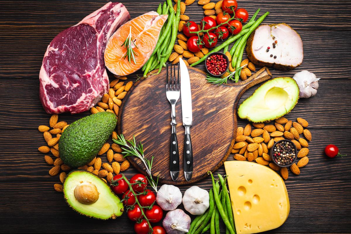 Building Muscle on a Ketogenic Diet: Debunking Myths and Maximizing Muscle Growth