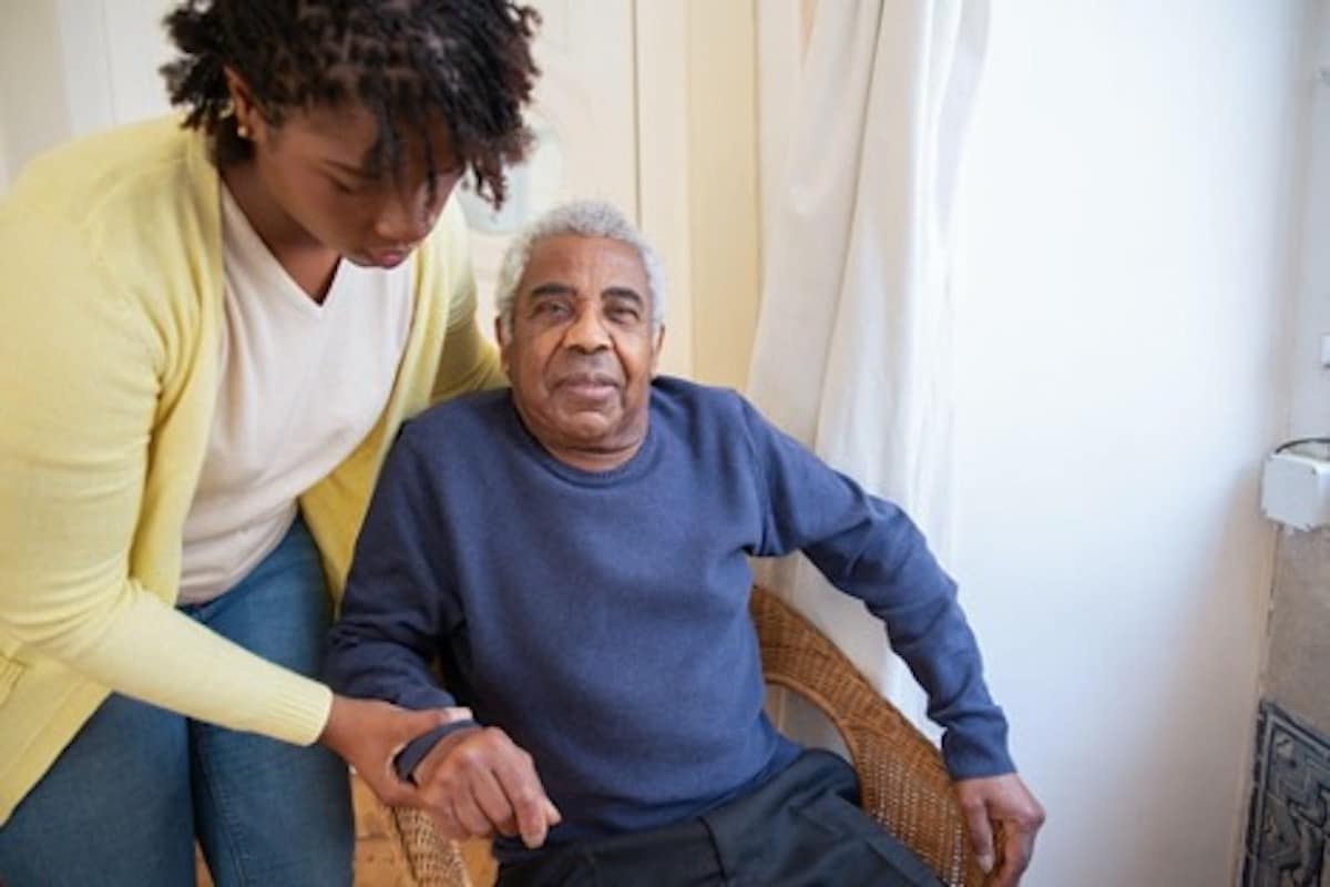 10 Easy Exercises For the Bedridden Elderly