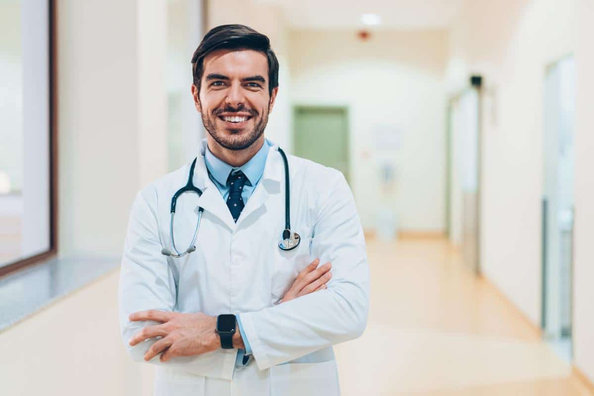 L-Carnitine Side Effects, Navigating the Caveats in Bodybuilding