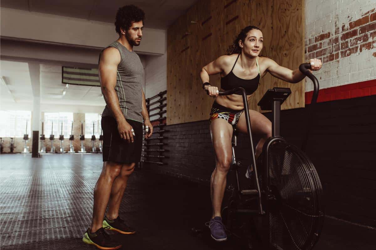 This Bodyweight Cardio Workout: Quick but Sweaty