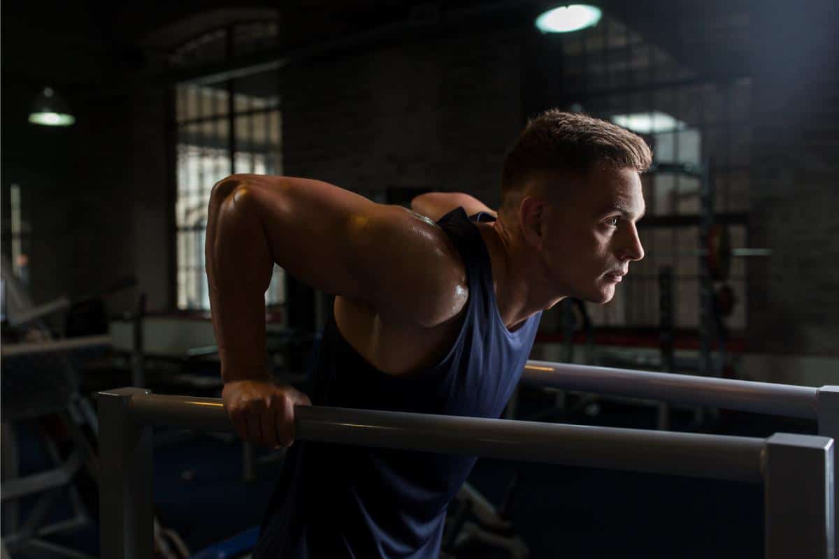 Dips Workout for Triceps - The Key to Bigger, Stronger Arms