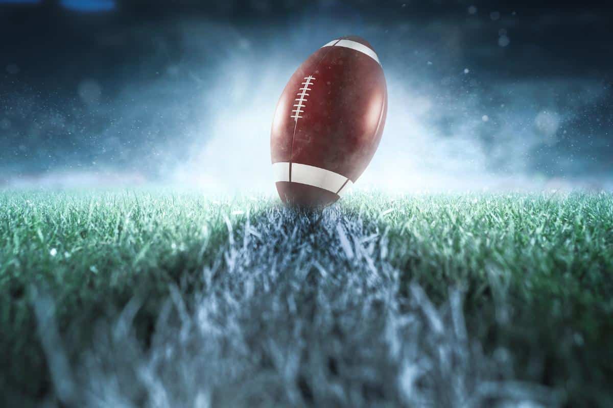 Mastering American Football: Pro Tips for Beginners