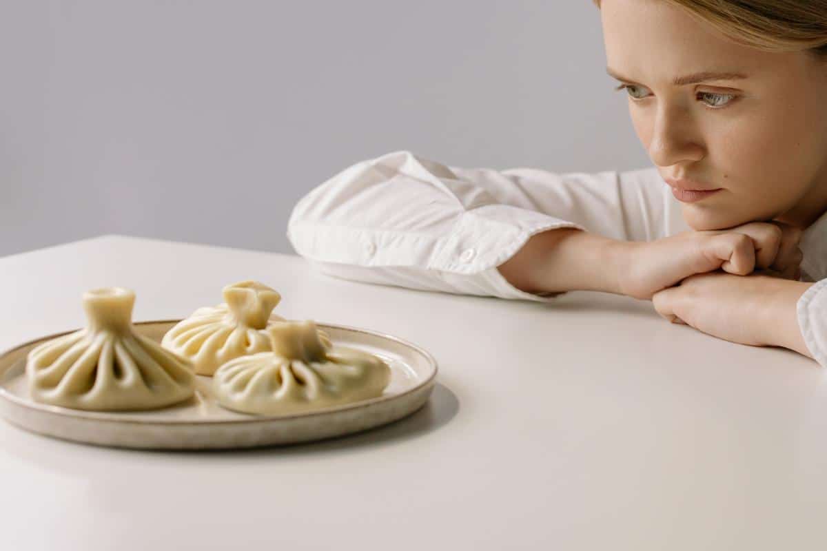 The Psychology of Cravings Aligning Mindful Eating with Fitness Objectives