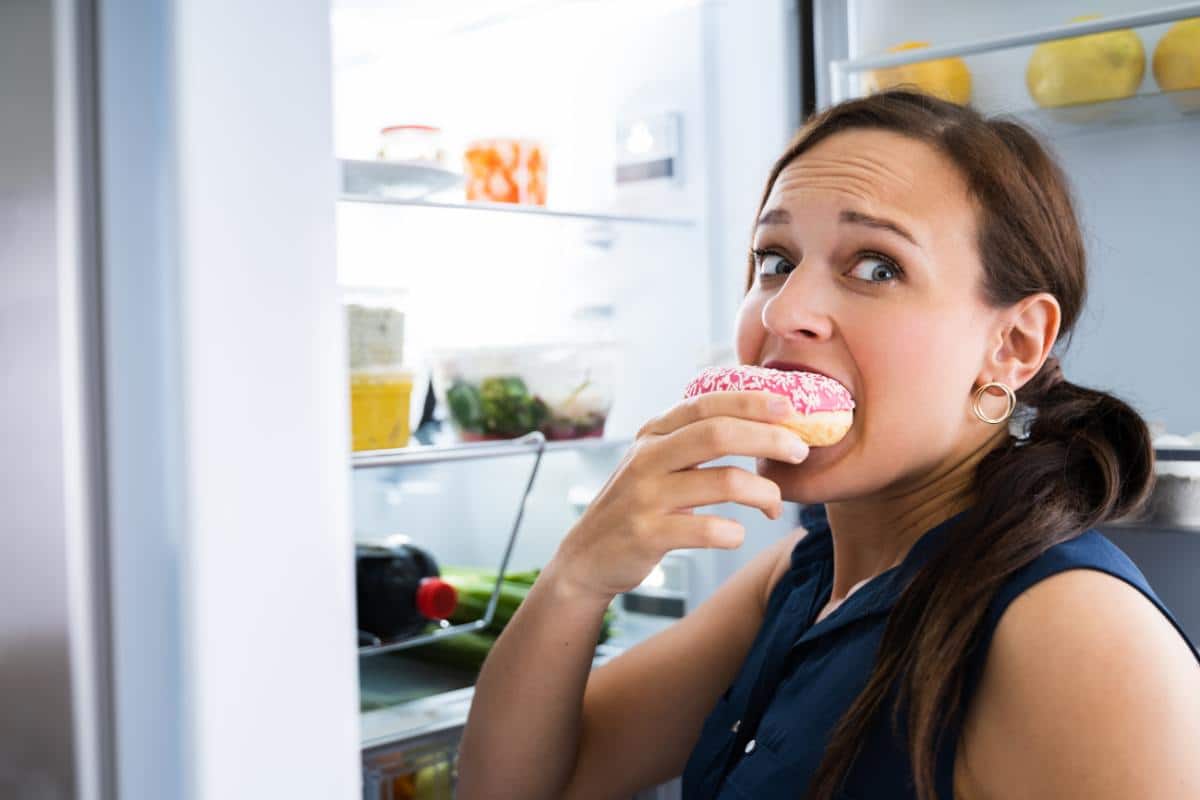 The Science of Hunger: Understanding Body Signals for Effective Fitness Management