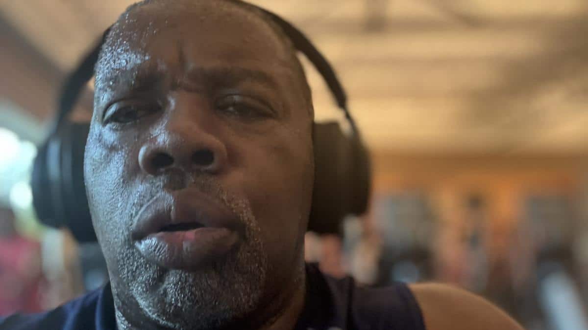 Day 40 of My Weight Loss Challenge: Cardio, Abs, and Intermittent Fasting