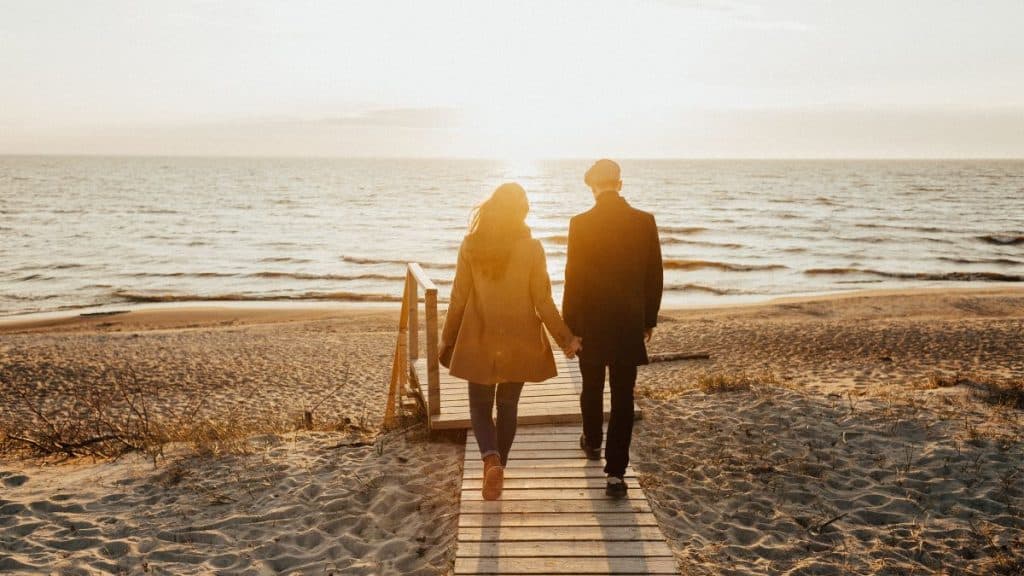 Top 7 Relationship Habits That Improve Mental and Physical Health
