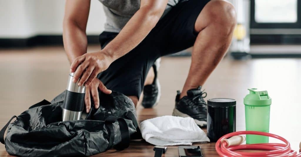 Staying Fit on the Go: How to Choose the Right Gym Bag for Your Active Lifestyle