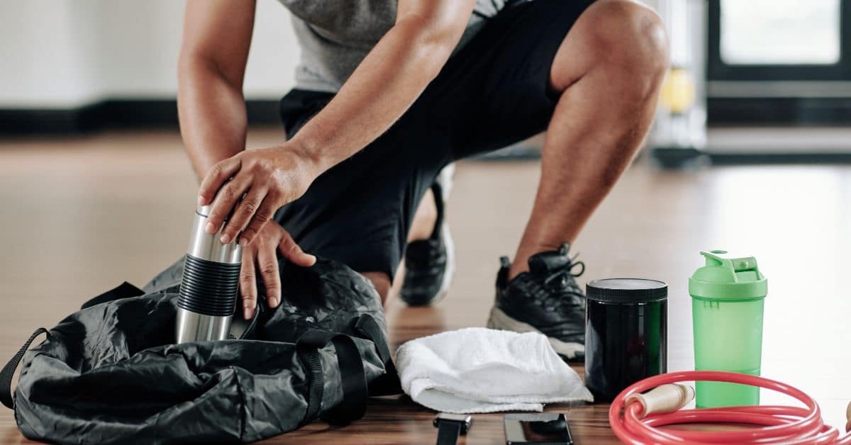 Staying Fit on the Go: How to Choose the Right Gym Bag for Your Active Lifestyle