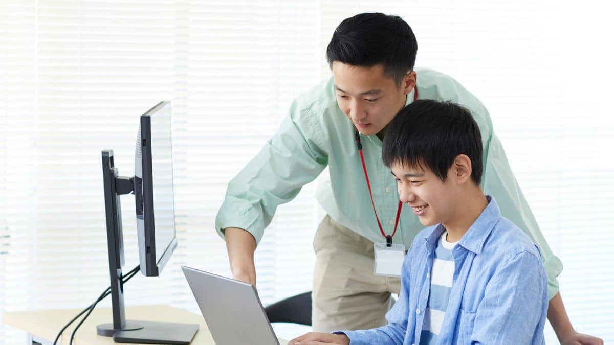 Why and How to Choose the Right Mentor for Learning or Career Growth