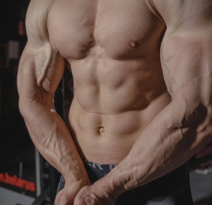 Discover the best chest exercise when short on time and maximize your workout efficiency with the barbell bench press.